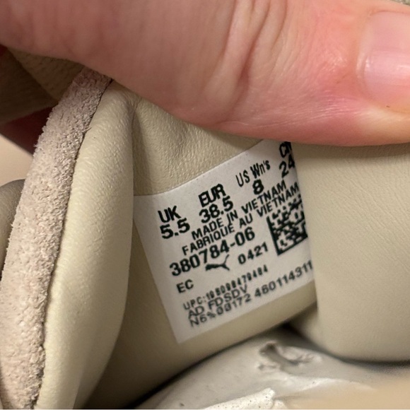 Puma Mayze Oatmeal Platform
Shoes Sneakers Suede Size 8
380784-06 - Picture 5 of 6